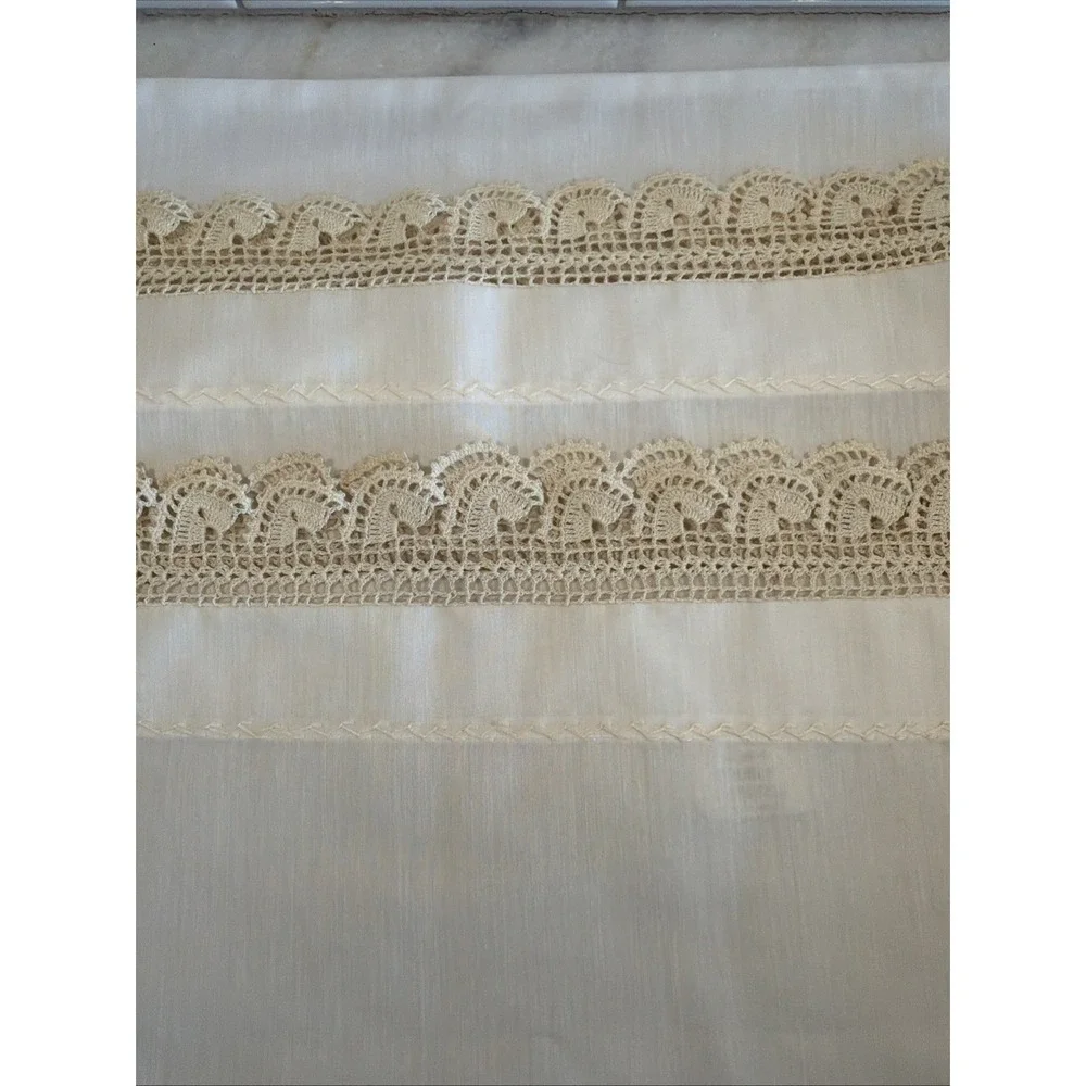 Set Of‎ 2 Pillow Covers Vtg Thomaston Crochet Lace Edge White Vintage 32